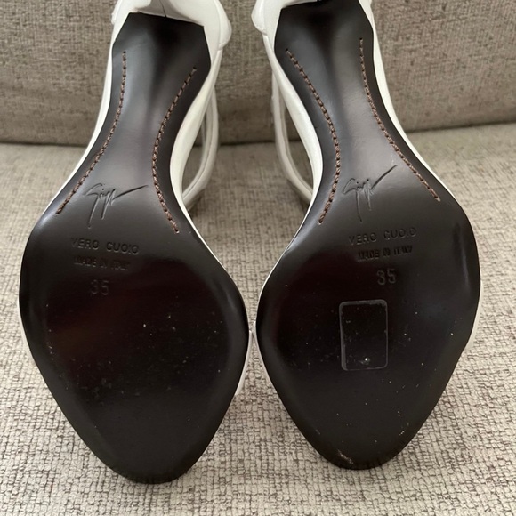 giuseppe zanotti - Picture 11 of 12